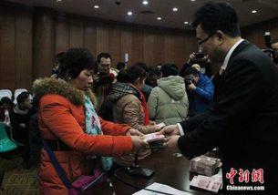 泰兴新闻头条民工受伤,民工工地受伤事件引发关注