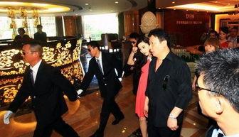 明星走专用通道,揭秘明星便捷出行背后的秘密