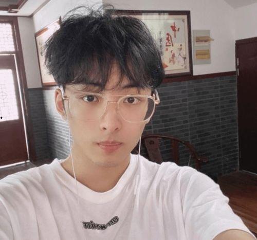 赖神刺痛转会吃瓜,揭秘电竞圈最新吃瓜大事件