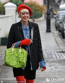 喜欢戴手套的明星